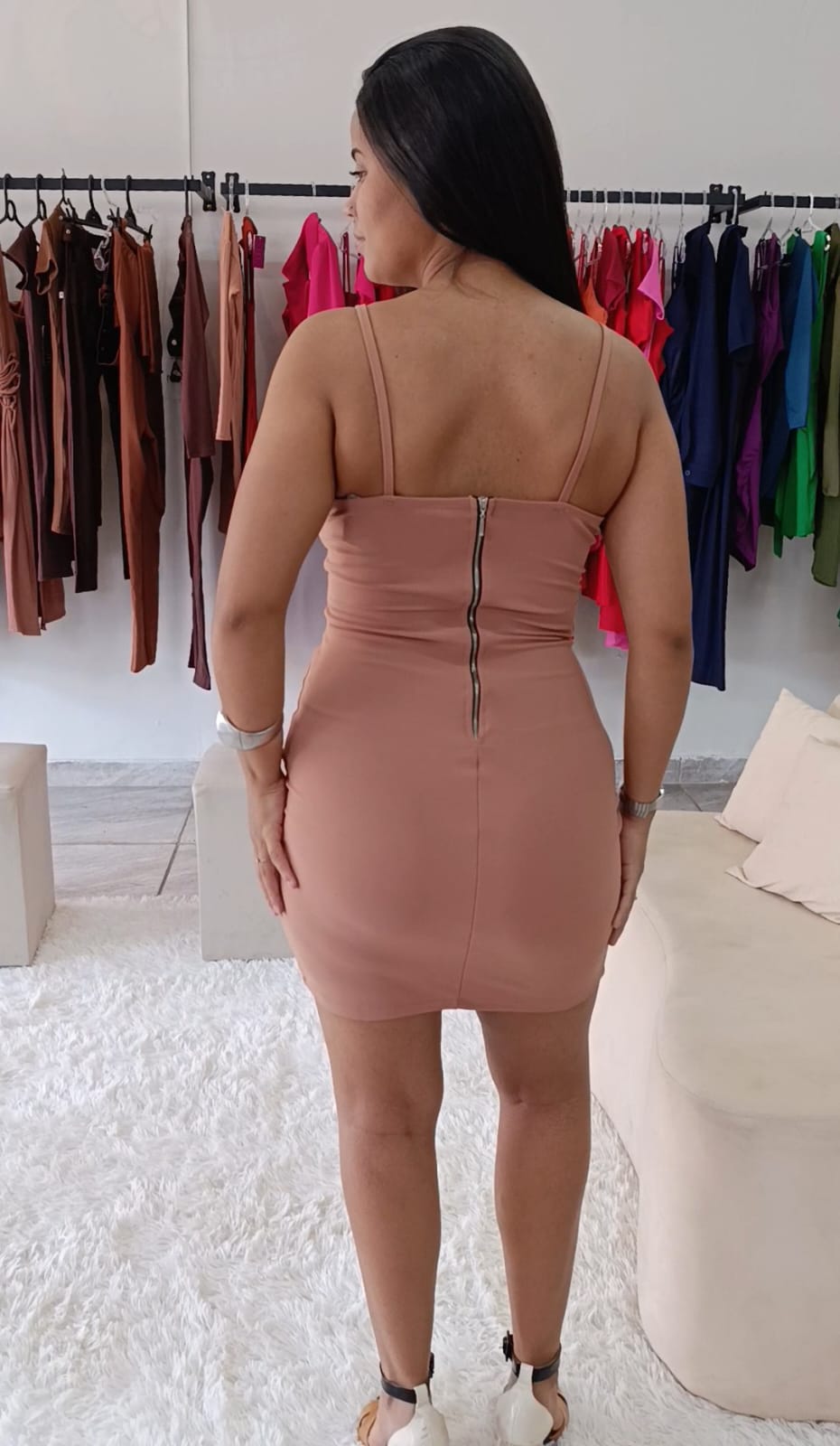 Vestido Nude  – Sofisticação com Conforto