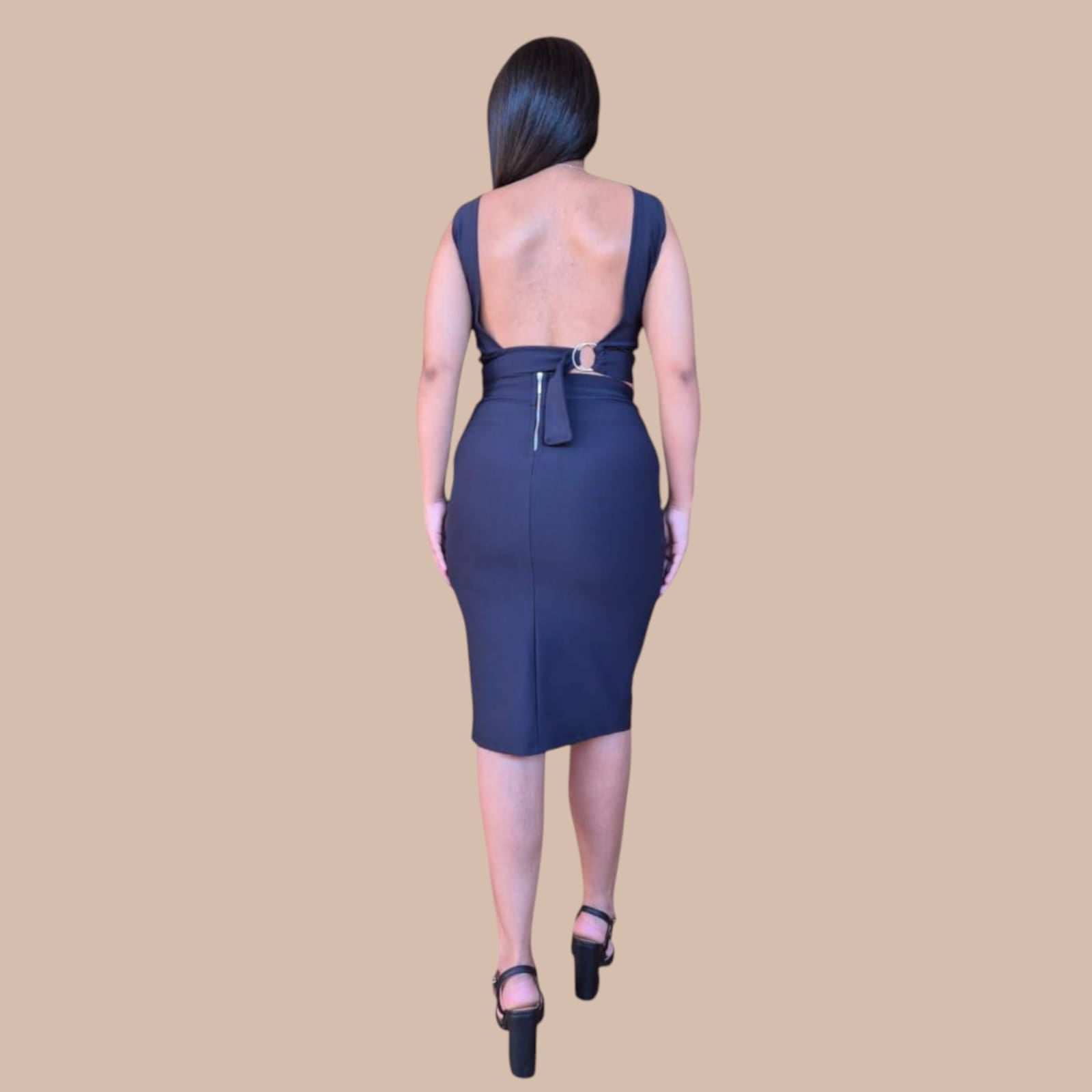 Conjunto Preto Feminino – Estilo, Conforto e Poder