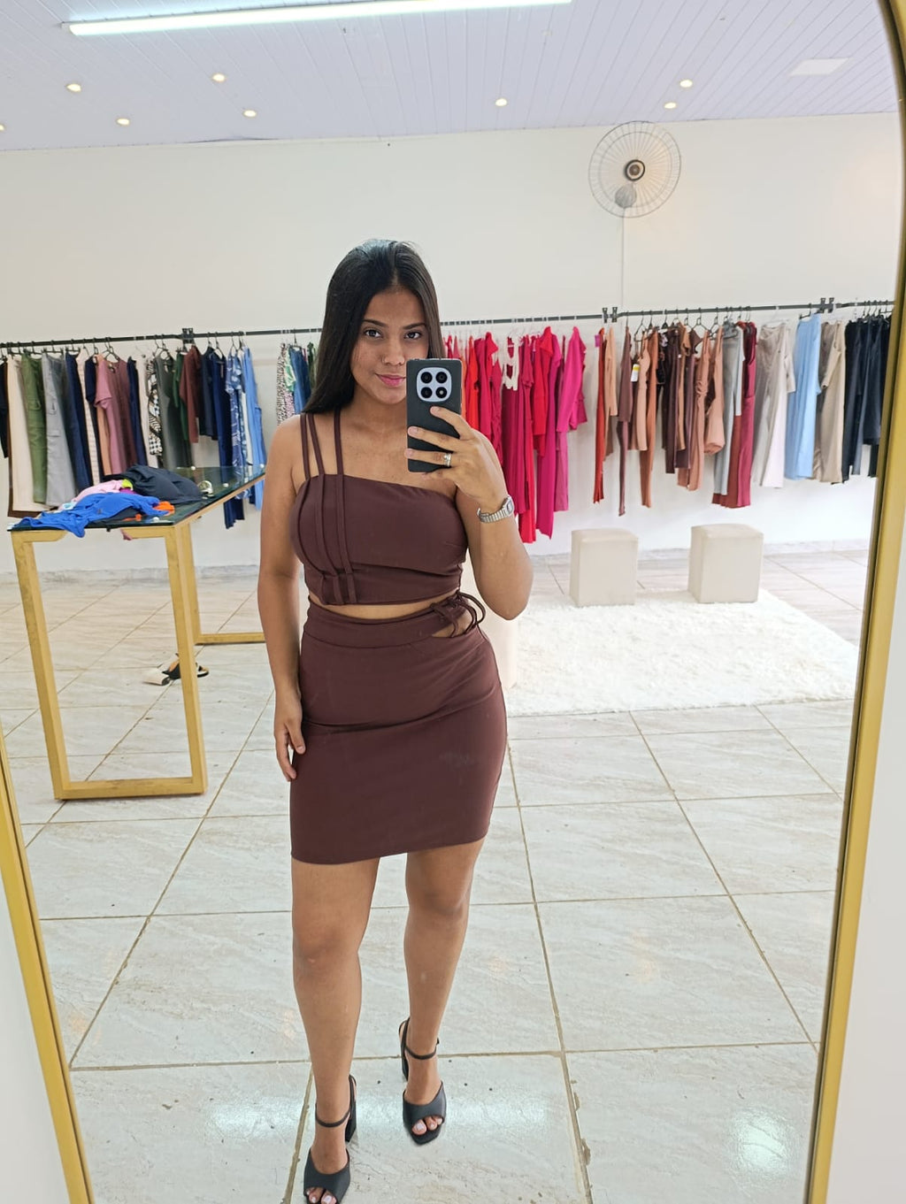 Conjunto Azul Royal  – Impacto e Sofisticação