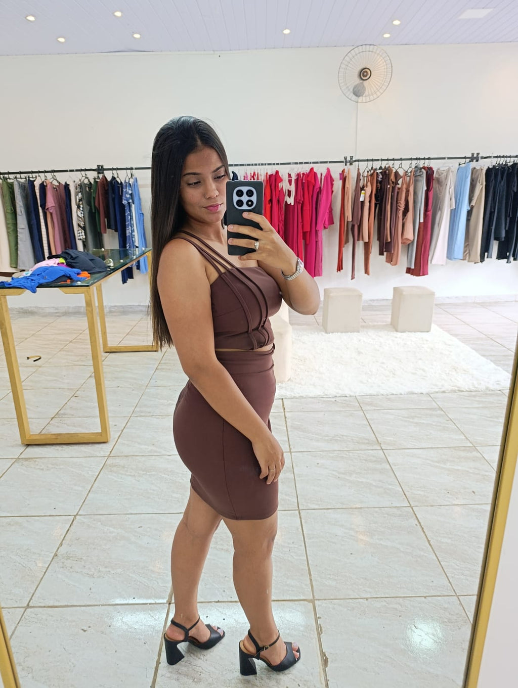 Conjunto Azul Royal  – Impacto e Sofisticação