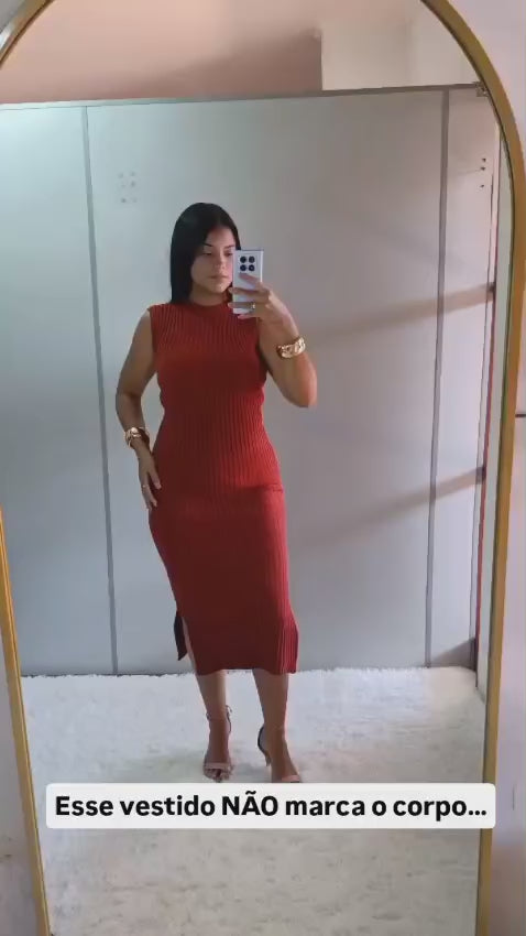 Vestido Midi em Tricô Terracota que Valoriza o Corpo